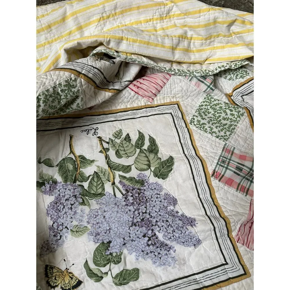 Vintage Quilt bedspread Coverlet Patchwork Botanical reversible white 78x78”